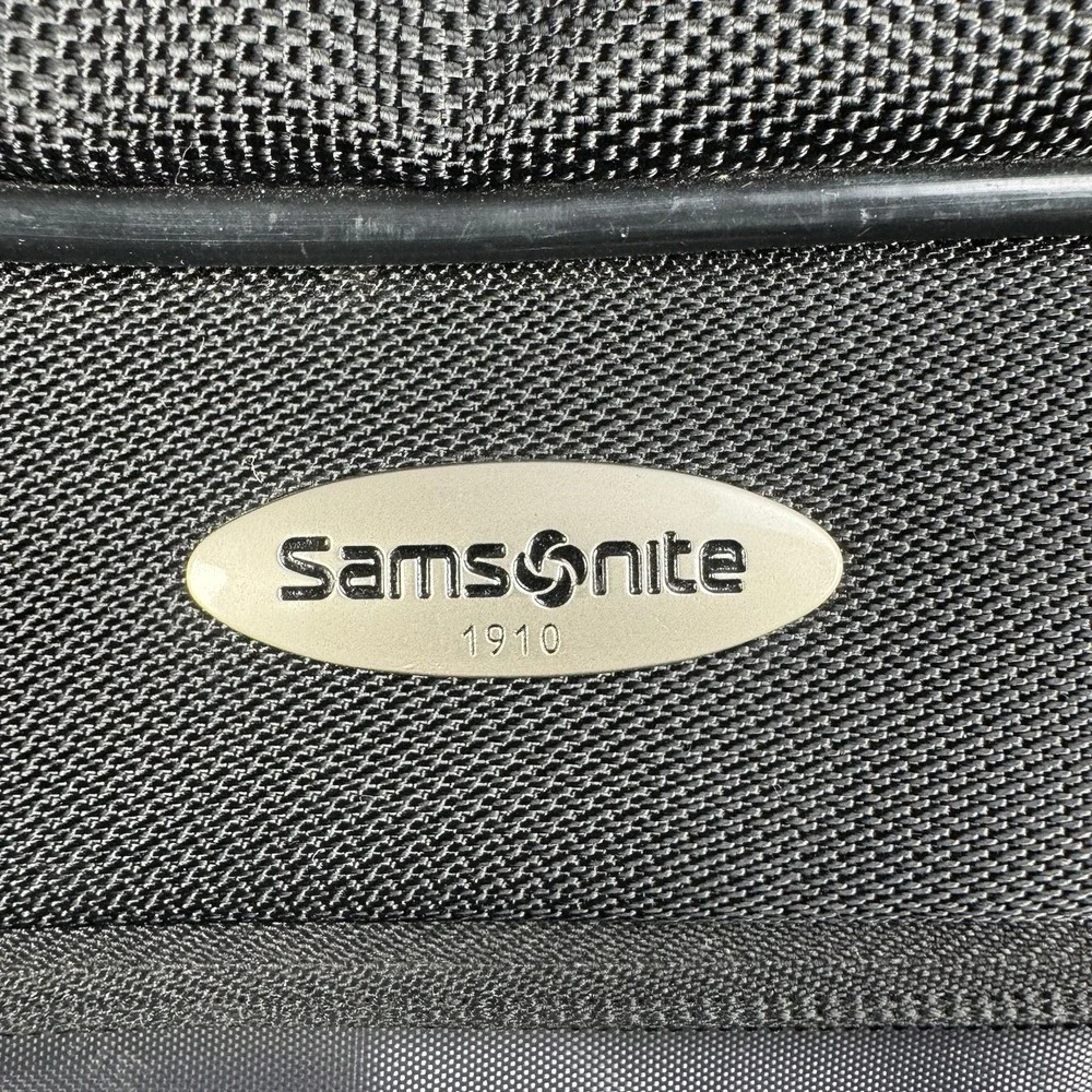 Samsonite Laptop Case Black Soft Shoulder Bag Briefcase 936955 16 in